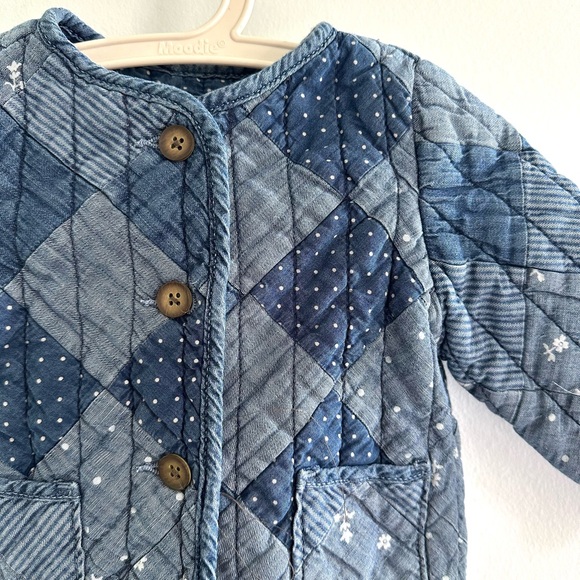 GAP Floral quilted Button Down Denim Jacket 18-24 Months - Picture 2 of 7